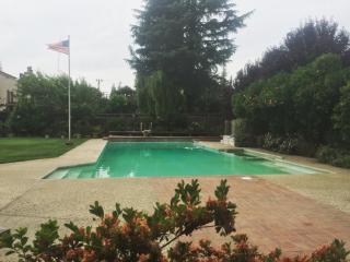 7356 Caran Ave, Stockton, CA 95207-1806