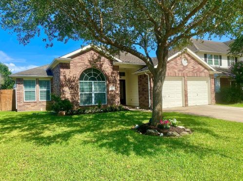 7018 Misty Morning Trce, Richmond TX  77407-2061 exterior