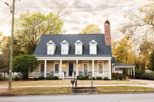 2140 Monticello St, Porterdale, GA 30014-2331