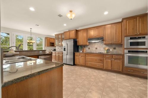 313 Flamingo Dr, Austin TX  78734-4705 exterior