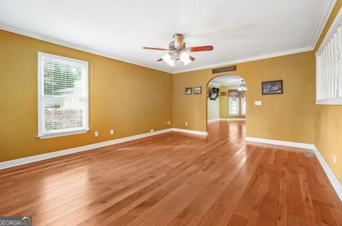 2401 Pinkney Dr, Marietta, GA 30062-1745