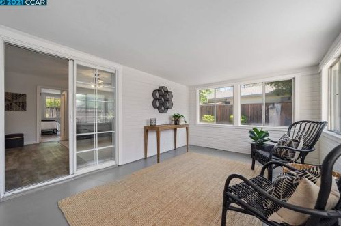 1925 Alvina Dr, Concord CA  94523-2801 exterior