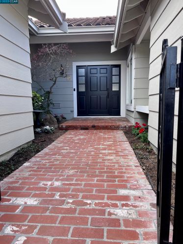 2240 Lake Oaks Ct, Pacheco, CA 94553-5471
