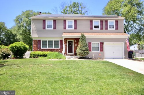 102 Mckinley Ave, Blenheim, NJ 08012-5321