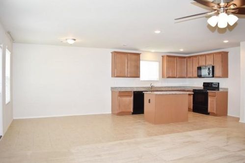 9937 Pyrite Dr, Fort Worth TX  76131 exterior