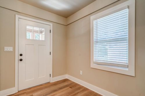 3240 Stratton Ln, Scottdale, GA 30079-1415