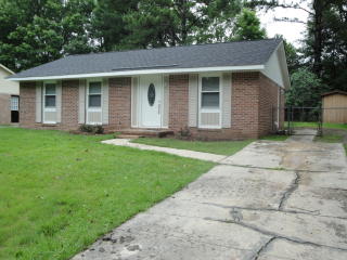 123 Barshay Dr, Summerville, SC 29483-2526