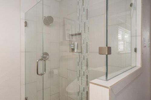 5463 Woodway Dr, Fort Worth TX  76133-2041 exterior