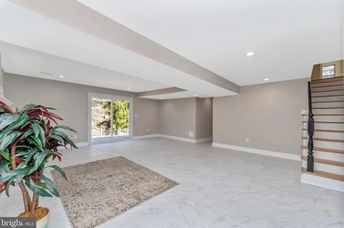 908 Devere Dr, Silver Spring MD 20903-1625 exterior