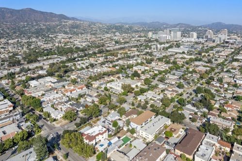 710 Milford St, Glendale CA  91203-1534 exterior