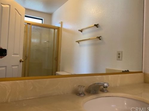 5001 119th Pl, Hawthorne CA 90250-2722 exterior