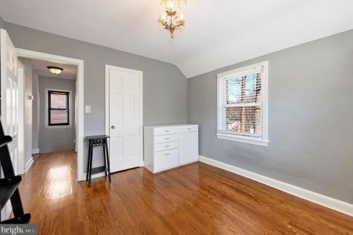 10211 Sutherland Rd, Silver Spring MD 20901-2236 exterior