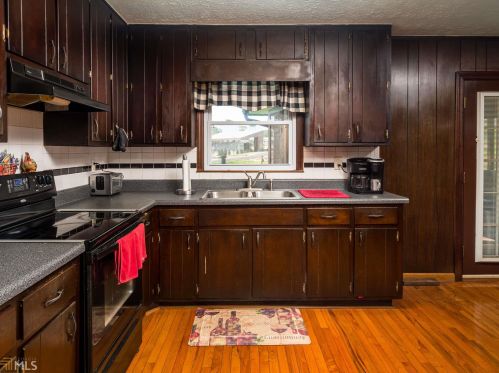 105 Bryant St, Stockbridge GA  30281-3640 exterior