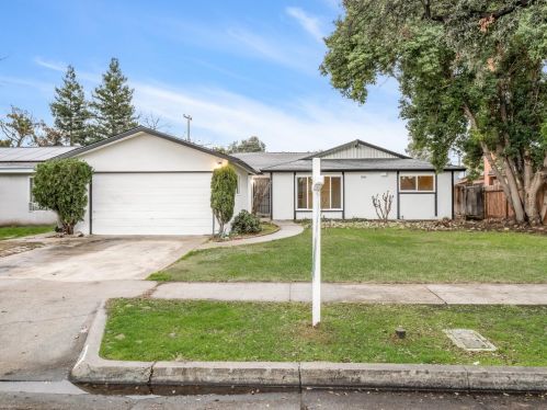 4818 San Gabriel Ave, Fresno, CA 93726-1513