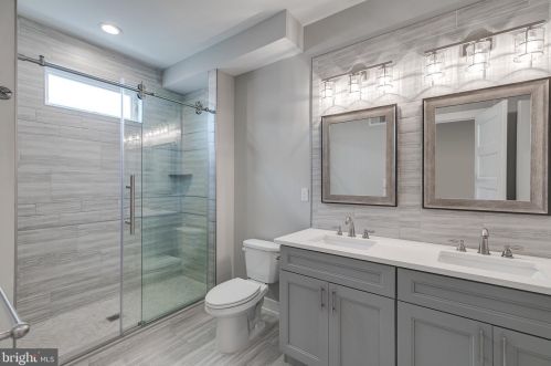 1719 27 St, Philadelphia PA 19121-2824 exterior