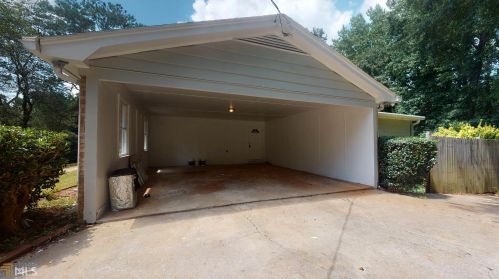 4100 Coatsworth Dr, Rex GA 30273-1500 exterior