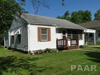 630 Johnson St, Macomb, IL 61455-2843