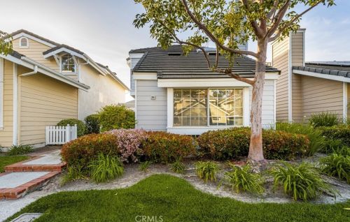 28 Spinnaker, Irvine, CA 92614-7064