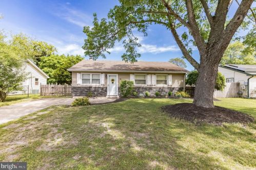 68 Highland Ave, Erial, NJ 08081-1416
