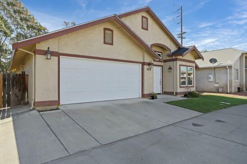 2014 Eagle Pl, Lodi, CA 95240-8302