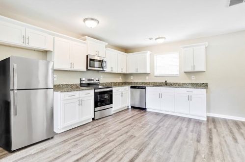 70 Ascott Trce, Porterdale GA  30016-6008 exterior