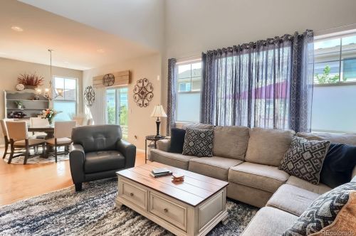 26901 Roxbury Pl, Denver CO  80016-7528 exterior