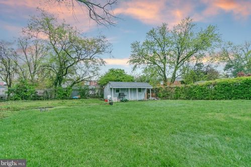 1113 Navahoe Dr, Silver Spring MD 20903-3338 exterior