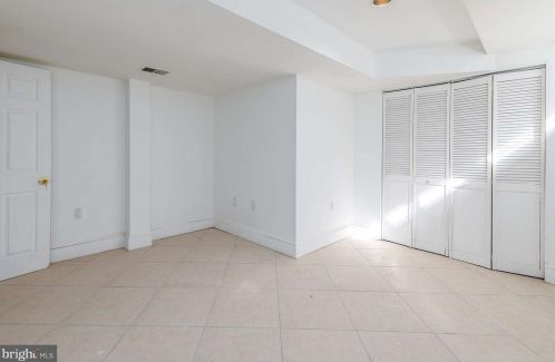 315 Valley Brook Dr, Silver Spring MD 20904-2955 exterior