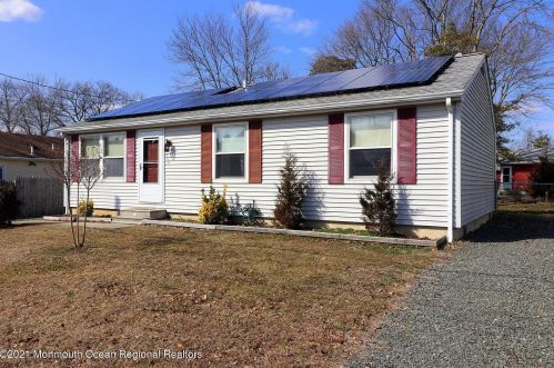 504 Nantucket Rd, Lacey, NJ 08731-4920