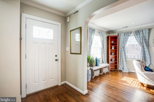 2919 23rd St, Arlington, VA 22201-4306