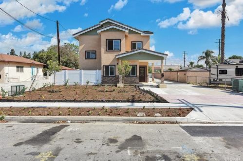 9561 Ramona St, Bellflower, CA 90706-6539