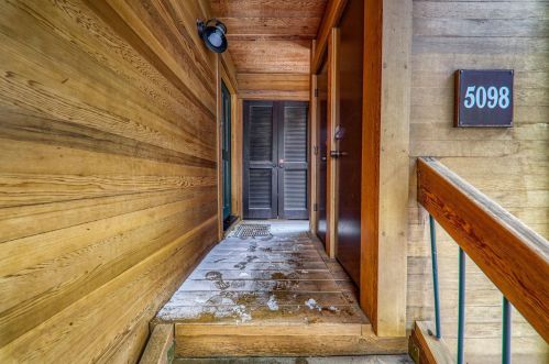 5098 Gold Bnd, Truckee, CA 96161-4105