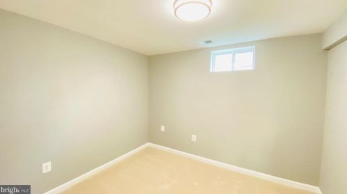 1002 Kerwin Rd, Silver Spring MD  20901-1865 exterior