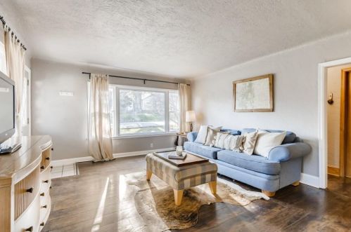 4195 Homewood Ave, Saint Paul MN  55110-3921 exterior