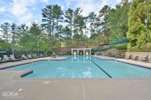 795 Hammond Dr, Atlanta GA  30328-5517 exterior