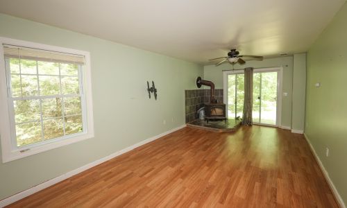 80 Snow Pond Rd, Concord, NH 03301-6910