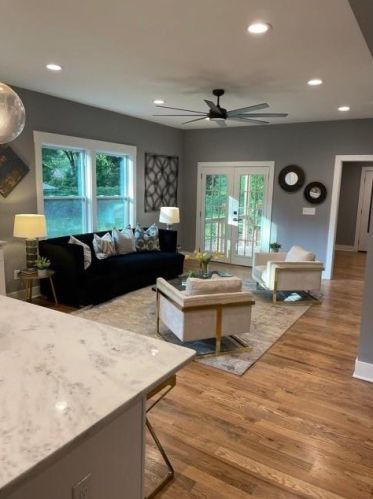 1698 Evans Dr, Atlanta GA  30310-4502 exterior