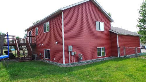332 5th Ave, Sartell, MN 56377-1249