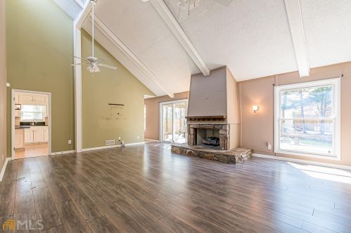 2720 Georgian Ter, Marietta, GA 30068-3624