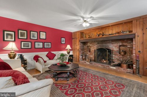 4 Locksley Ct, Silver Spring MD 20904-6321 exterior