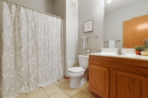 4824 53rd St, Minneapolis MN  55417-5000 exterior