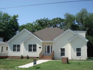 1306 Summit Ave, Portsmouth, VA 23704-6938