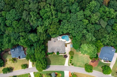 200 Woodcliff Ct, Suwanee, GA 30024-5455