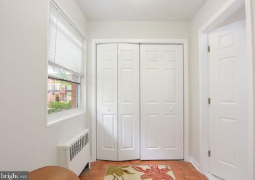 7803 Lockney Ave, Silver Spring MD 20912-7303 exterior