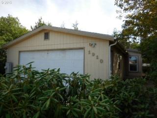 1910 32nd St, Florence OR  exterior