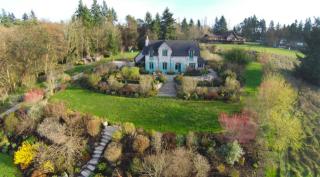 9417 266th Ln, Vashon, WA 98070-7940