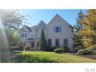 2056 Quail Ct, Bethlehem, PA 18015-5563