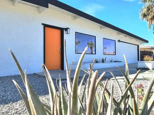 903 Avenida Evelita, Palm Springs, CA 92264-3453