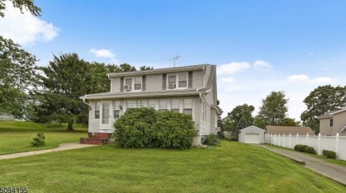 552 Totowa Rd, Paterson, NJ 07512-1616