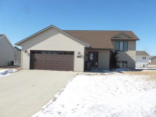 124 Uriah Ct, Mankato, MN 56001-6484